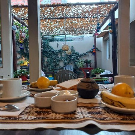 La Morada Hostal Cafayate Bagian luar foto
