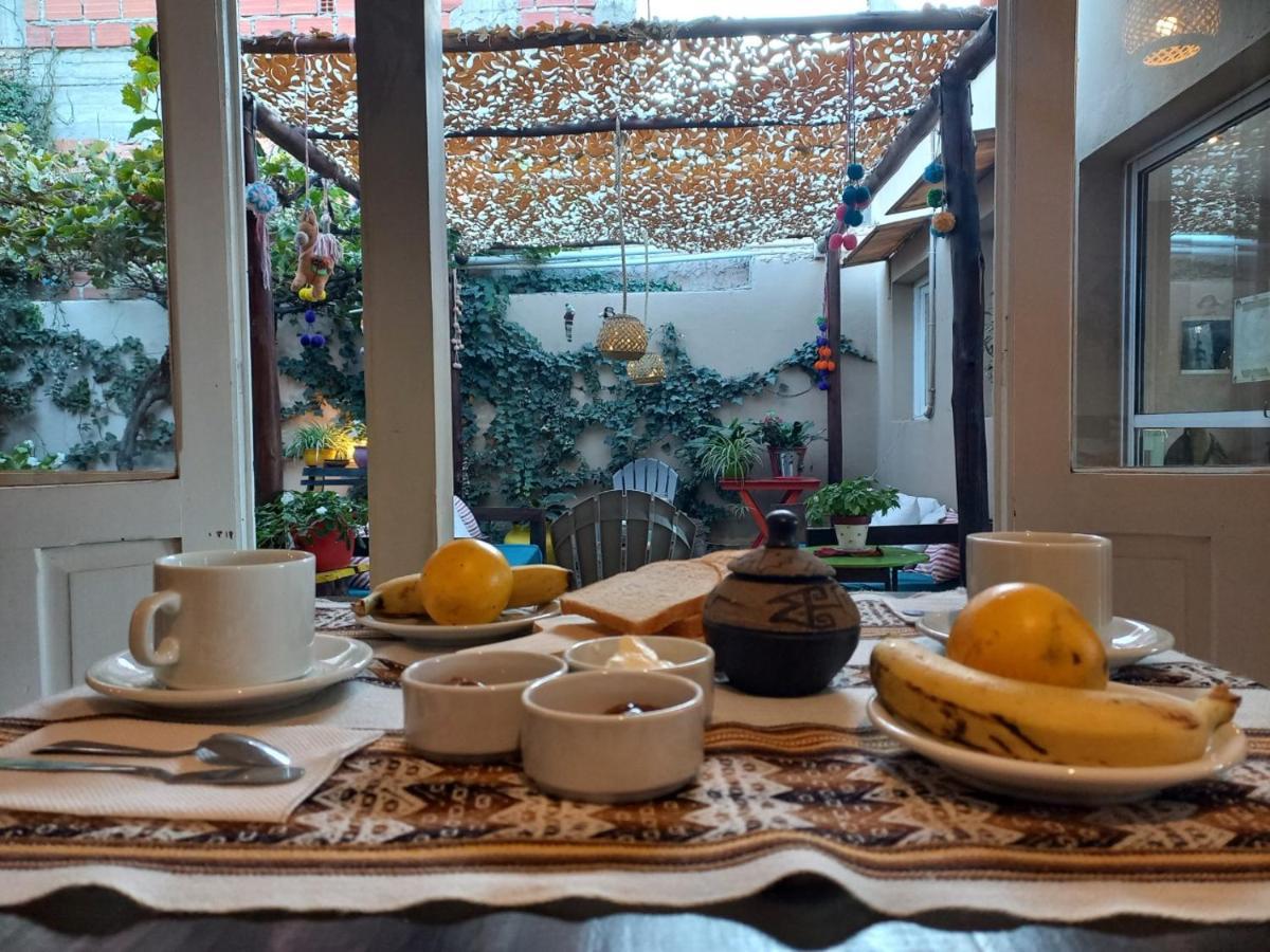 La Morada Hostal Cafayate Bagian luar foto